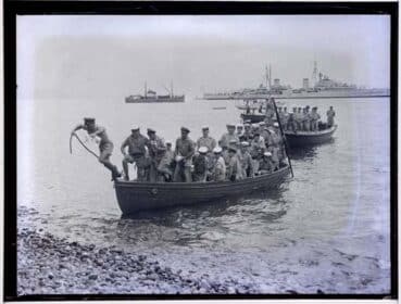 2013_70_3392 Tudor Collins in the Pacific Islands 1940's