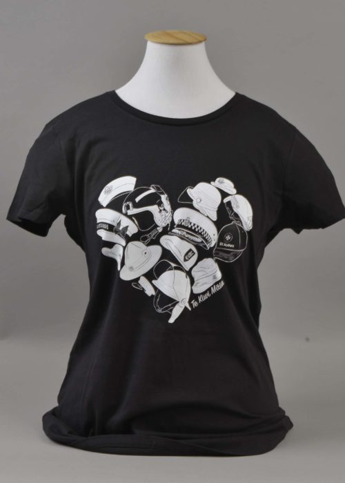2020.45.1 Te Kiwi Māia T-shirt