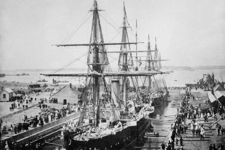 ADA 0065 Calliope Dock opening 1888 HMS Calliope and Diamond Calliope Dock Opening 1888 showing HMS Calliope and Diamond