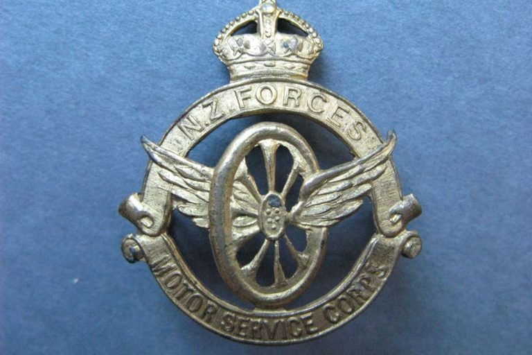 Metal cap badge of NZ Forces Motor Service Corps Metal cap badge of NZ Forces Motor Service Corps