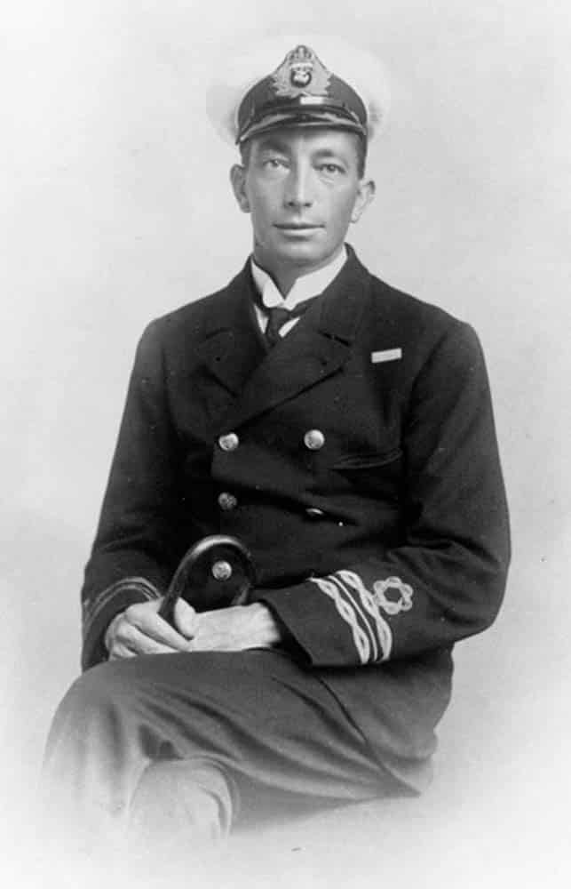 Sanders-VC-Official-portrait Sanders VC, Official portrait
